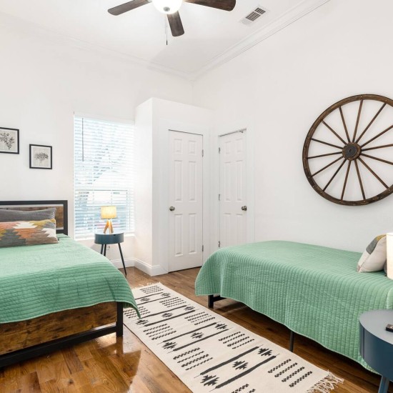 295040a6 cea4 4c96 a9c3 ed0c532ff85a